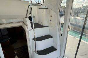 2001 Carver 396 Aft Cabin MY thumbnail 26