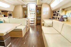  2017 Jeanneau 51 Yacht For Sale in Saint Petersburg FL