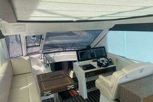 2012 Cruisers Yachts 48 Cantius thumbnail 12