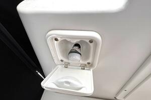 33ft Seaswirl Yacht For Sale