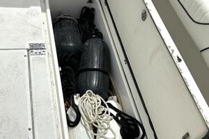 33ft Seaswirl Yacht For Sale
