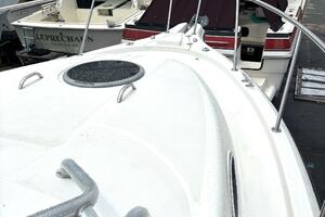33ft Seaswirl Yacht For Sale