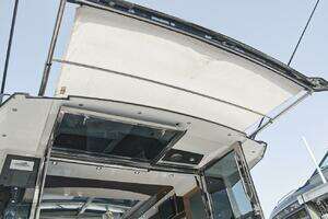 2014 Cruisers Yachts 45 Cantius thumbnail 35