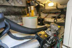 2014 Cruisers Yachts 45 Cantius thumbnail 72