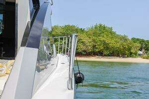 2014 Cruisers Yachts 45 Cantius thumbnail 38