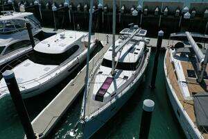 In The Mood 2011 Moody Ds 45 Yacht For Sale in Auckland 