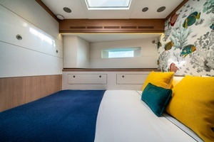 2013 Oyster Yachts Oyster 885 thumbnail 46