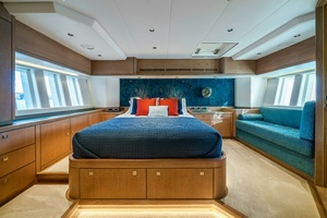 2013 Oyster Yachts Oyster 885 thumbnail 30