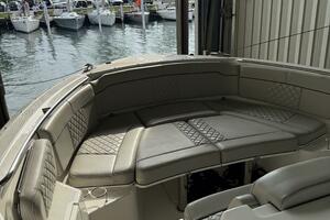 32ft Pursuit Yacht For Sale