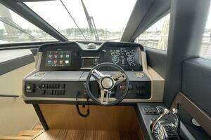 2017 Sea Ray L59 Fly thumbnail 16