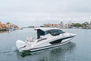 JESSIE S GIRL 35ft Four Winns Yacht For Sale