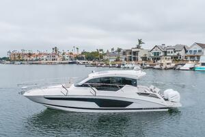 JESSIE S GIRL 35ft Four Winns Yacht For Sale