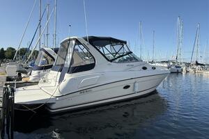 29ft Regal Yacht For Sale