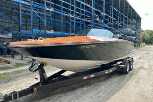 25ft Kavalk Yacht For Sale