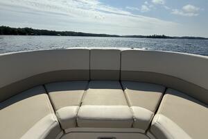 32ft Boston Whaler Yacht For Sale