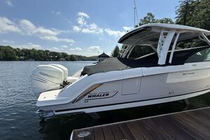 32ft Boston Whaler Yacht For Sale