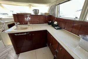 2002 Sea Ray 560 Sedan Cruiser thumbnail 31