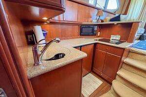2007 Silverton 38 Convertible thumbnail 27