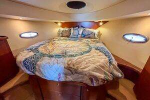 2007 Silverton 38 Convertible thumbnail 24