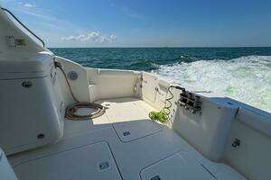 2007 Silverton 38 Convertible thumbnail 16
