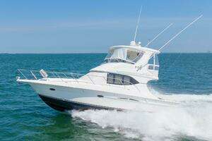 2007 Silverton 38 Convertible thumbnail 7