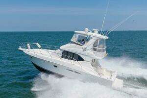 2007 Silverton 38 Convertible thumbnail 3