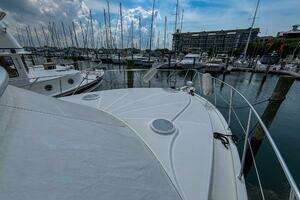 2007 Silverton 38 Convertible thumbnail 12