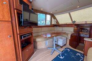 2007 Silverton 38 Convertible thumbnail 28