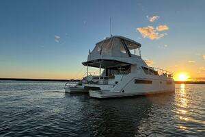 2018 Leopard 43 Powercat thumbnail 99