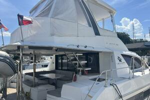 2018 Leopard Power Cat Stern Seating