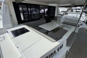2018 Leopard Power Cat Stern U-shaped Settee