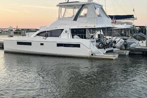 2018 Leopard Power Cat Exterior Port Side