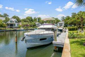 TANGERINE MOON 2014 Azimut  Yacht For Sale in Savannah GA