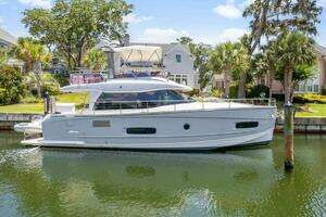 TANGERINE MOON 2014 Azimut  Yacht For Sale in Savannah GA