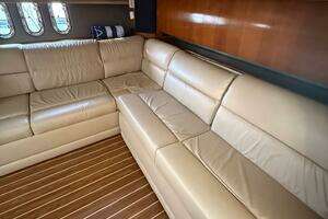 2006 Cruisers Yachts 420 Express thumbnail 18