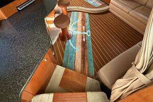 2006 Cruisers Yachts 420 Express thumbnail 17