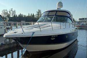 2006 Cruisers Yachts 420 Express thumbnail 1