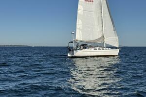 40' Freedom underway