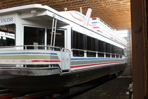 75ft Sumerset Yacht For Sale
