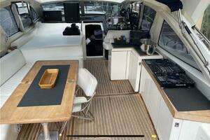 2010 Azimut Atlantis 54 thumbnail 13