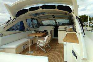 2010 Azimut Atlantis 54 thumbnail 14