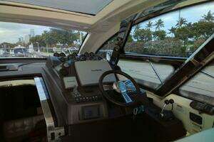 2010 Azimut Atlantis 54 thumbnail 20