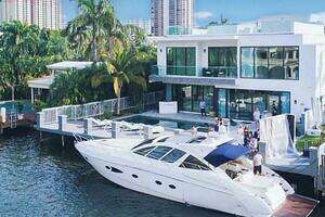 2010 Azimut Atlantis 54 thumbnail 3