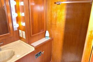 Fishin Post 44ft Post Yacht For Sale