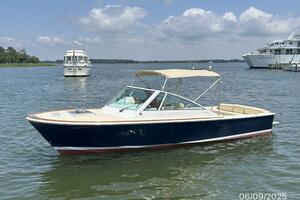 25' Hunt port forward profile