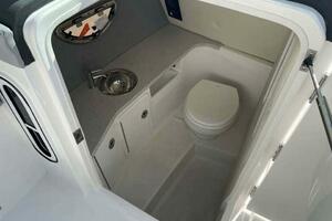 30ft Cobalt Yacht For Sale
