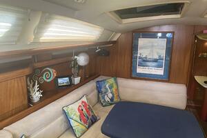 Livin The Dream 41ft Hunter Yacht For Sale
