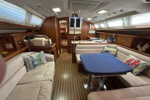 Livin The Dream 41ft Hunter Yacht For Sale
