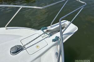 31' Silverton anchor windlass2
