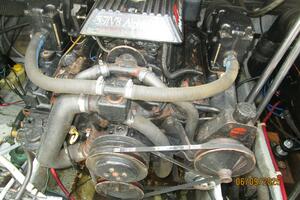 31' Silverton starboard main engine